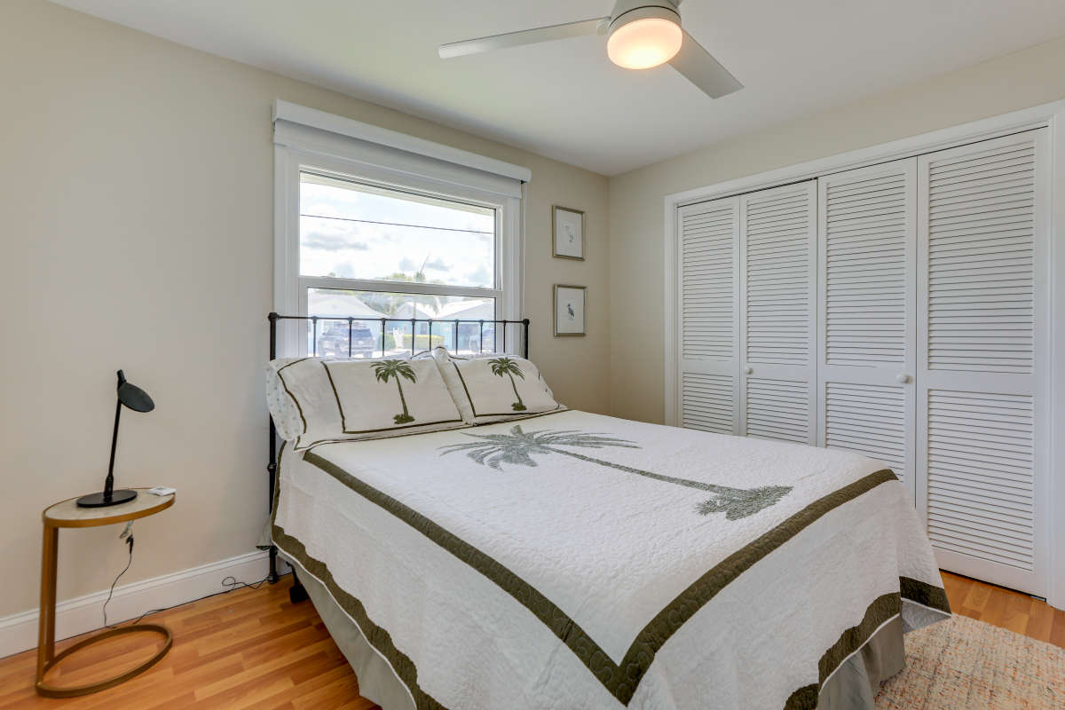 Palmetto Vacation Home Three Bedrooms Sleeps 6 Guests