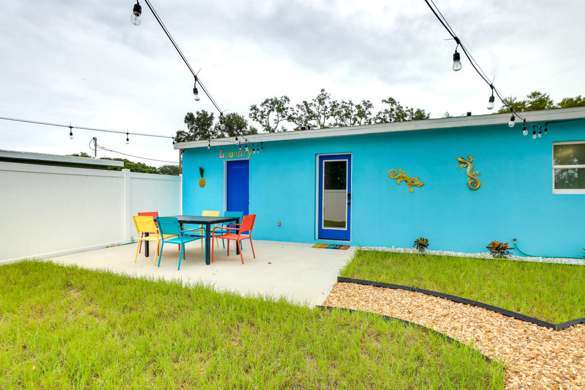 Palmetto Vacation Home Three Bedrooms Sleeps 6 Guests