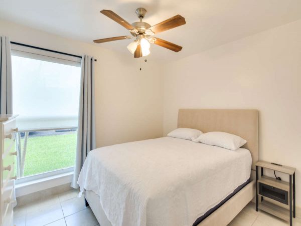 Anna Maria Island Holmes Beach Home 1065782