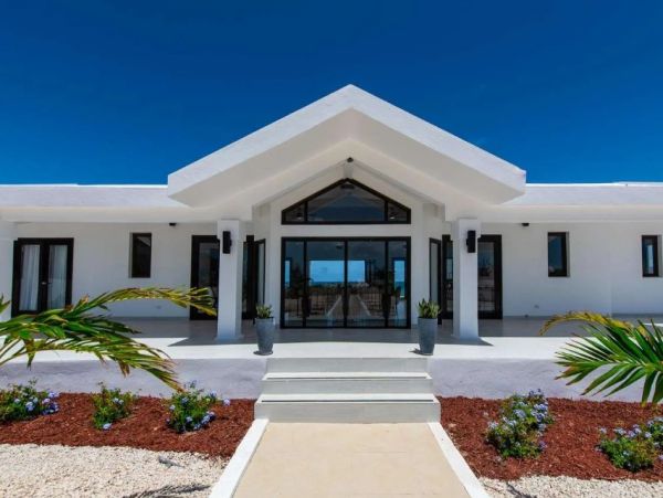 Oceanfront Anguilla Vacation Pool Home Four Bedroom