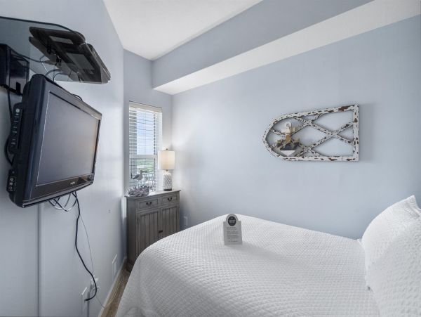 Lovely 3 Bedroom Vacation Condo with Full Ocean Views
