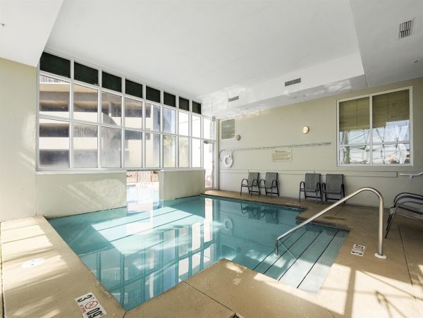 Lovely 3 Bedroom Vacation Condo with Full Ocean Views