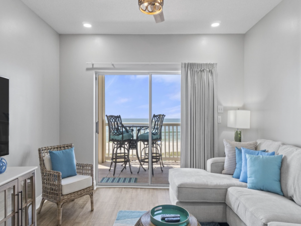 Stunning 3 Bedroom Vacation Condo with Great Views
