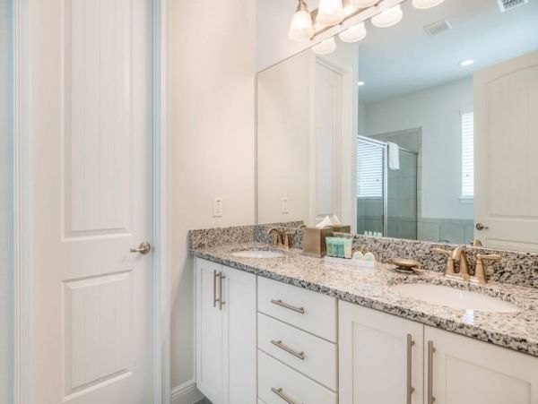 Luxury Orlando Vacation Rental Home Near Disney World – Sleeps 14 with Pool & Theater