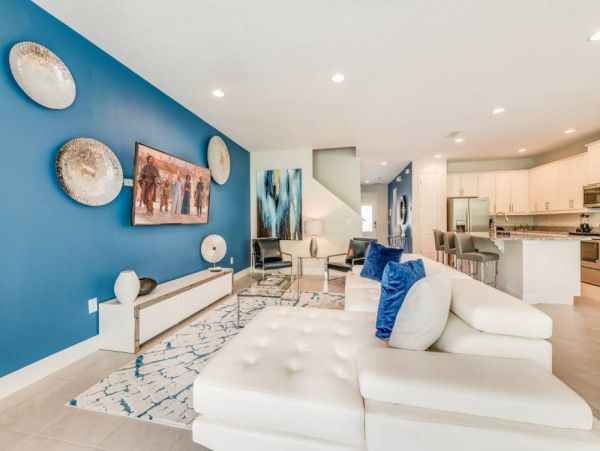Luxury Orlando Vacation Rental Home Near Disney World – Sleeps 14 with Pool & Theater