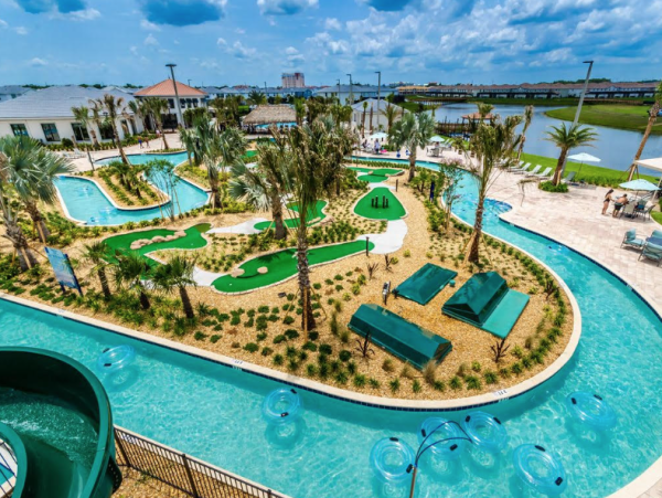 Luxurious 5 Bedroom Townhome Near Disney with Private Pool & Resort Amenities