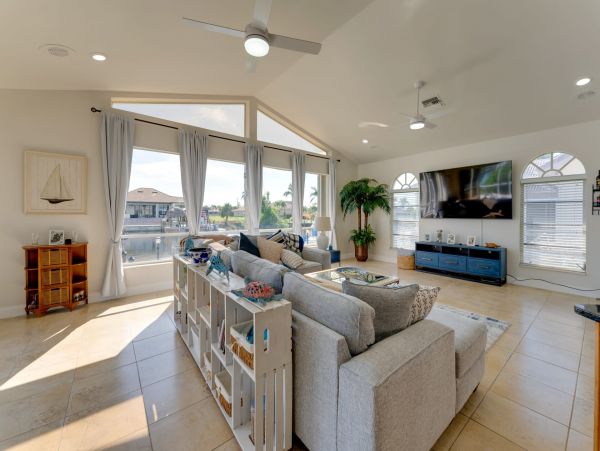 Waterfront Cape Coral 3 Bedroom Vacation Home