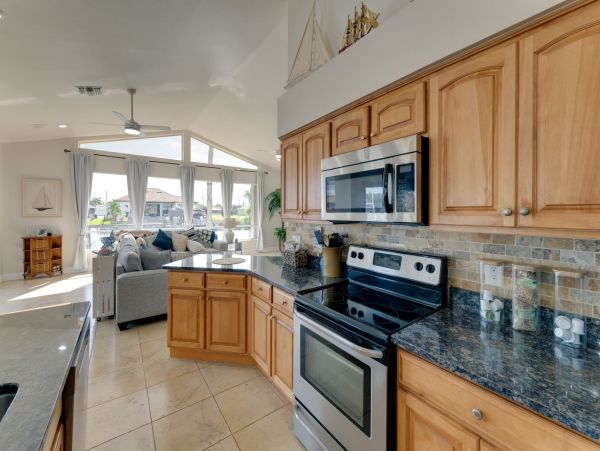 Waterfront Cape Coral 3 Bedroom Vacation Home