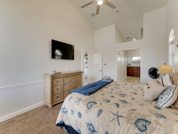 Waterfront Cape Coral 3 Bedroom Vacation Home