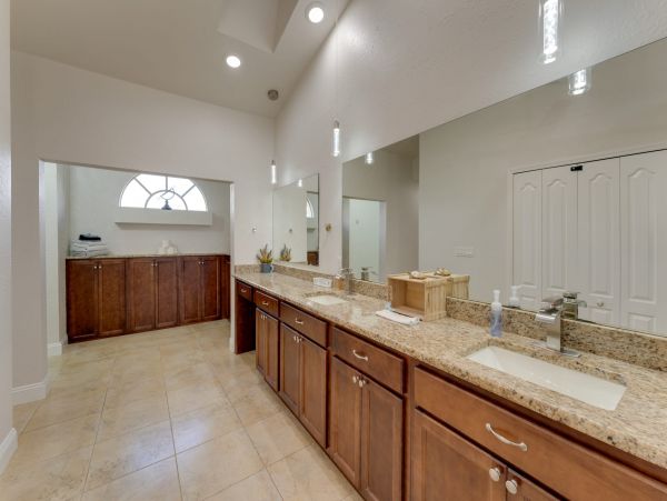 Waterfront Cape Coral 3 Bedroom Vacation Home