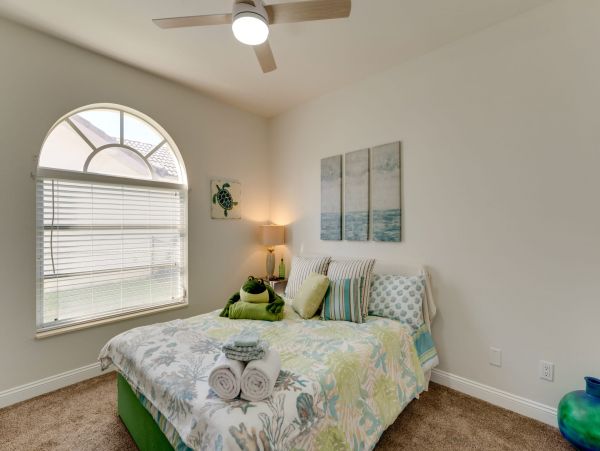 Waterfront Cape Coral 3 Bedroom Vacation Home
