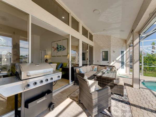 Waterfront Cape Coral 3 Bedroom Vacation Home