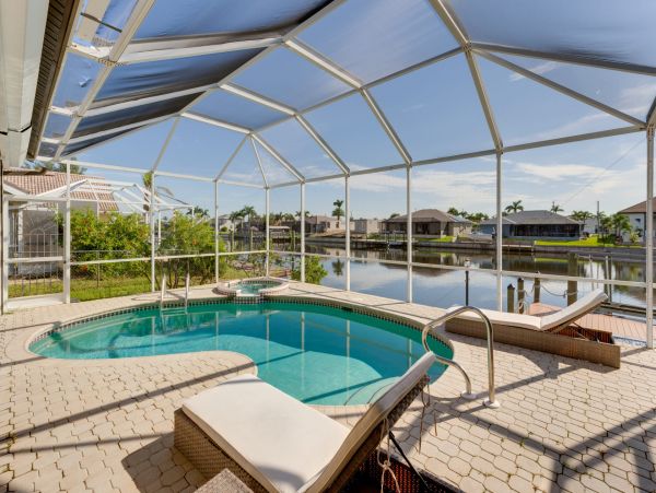 Waterfront Cape Coral 3 Bedroom Vacation Home