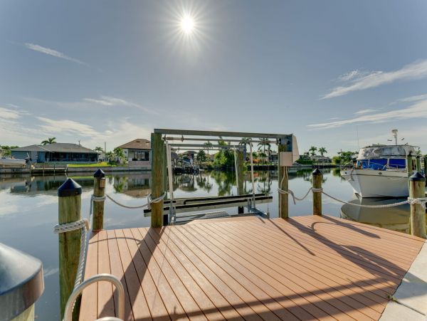 Waterfront Cape Coral 3 Bedroom Vacation Home