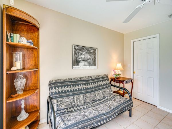Waterfront Three Bedroom Vacation Rental in Cape Coral