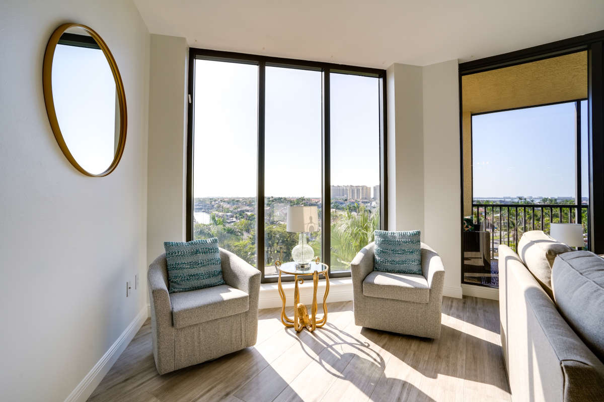 Modern 3 Bedroom Vacation Condo in Cape Coral