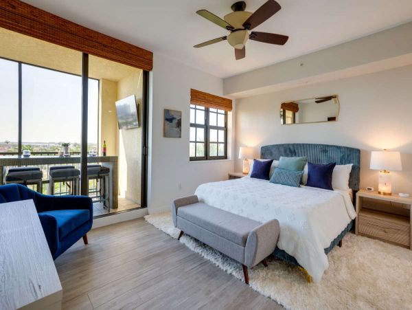 Modern 3 Bedroom Vacation Condo in Cape Coral