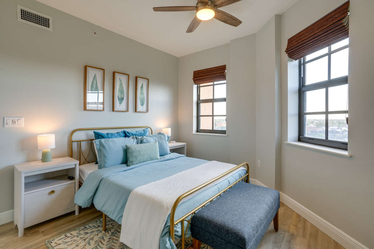 Modern 3 Bedroom Vacation Condo in Cape Coral
