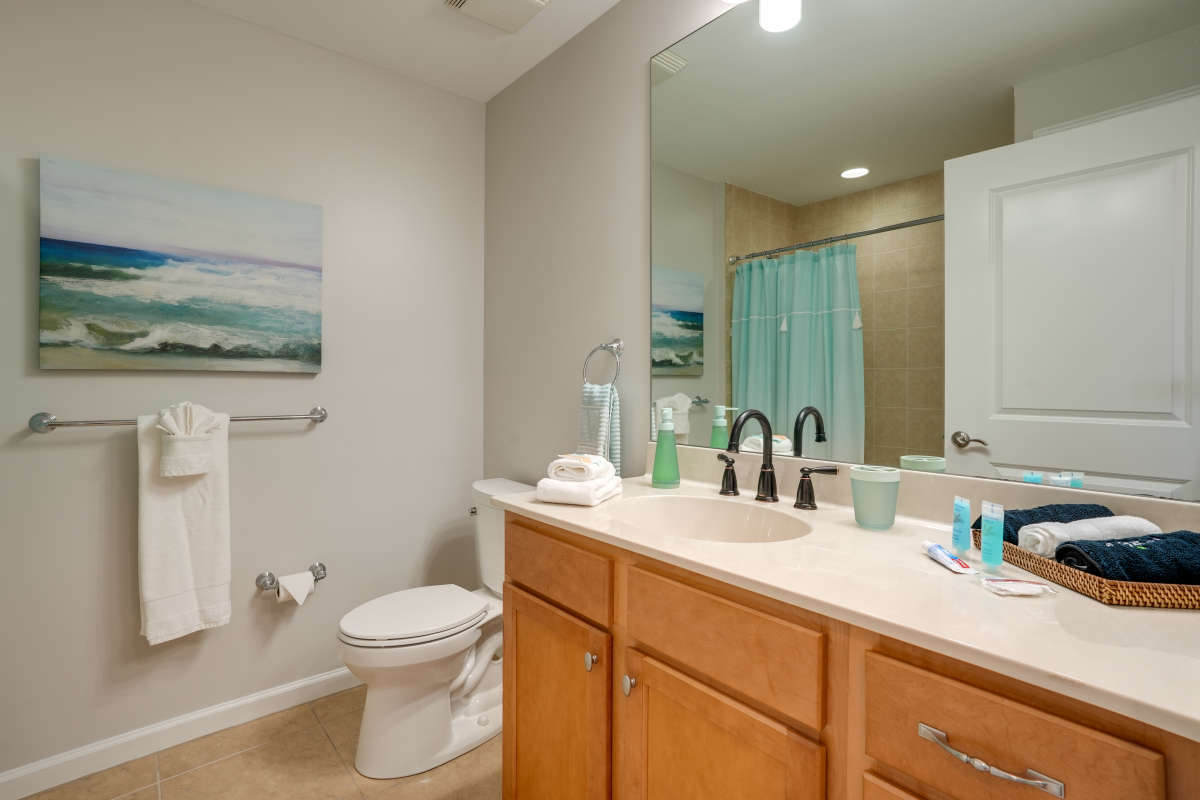 Modern 3 Bedroom Vacation Condo in Cape Coral
