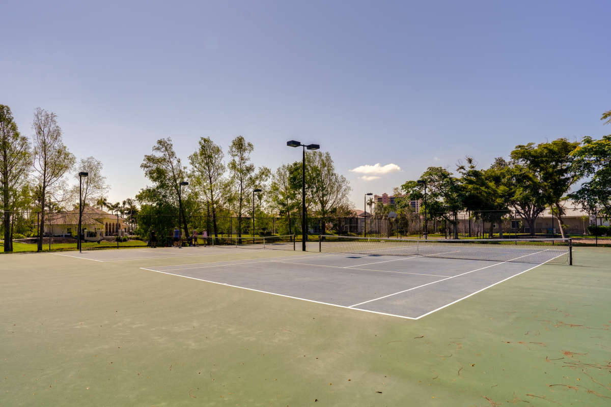 Modern 3 Bedroom Vacation Condo in Cape Coral