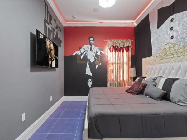 Spacious Davenport Villa: Bowling, Pool, and 20 Bedrooms