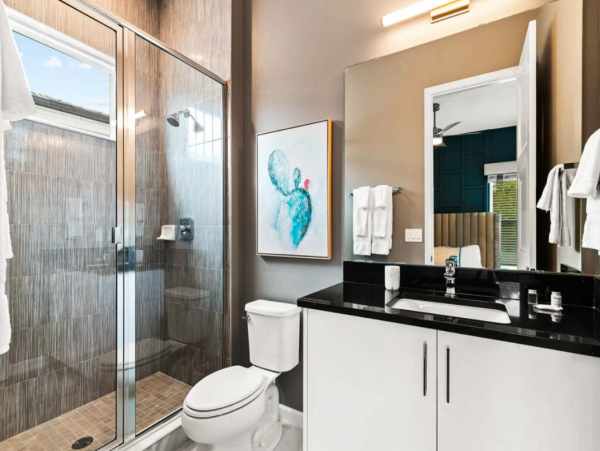 Incredible 11-Bdm Home in Orlando Luxury & Entertainment!