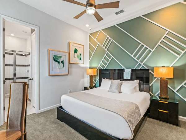 Incredible 11-Bdm Home in Orlando Luxury & Entertainment!