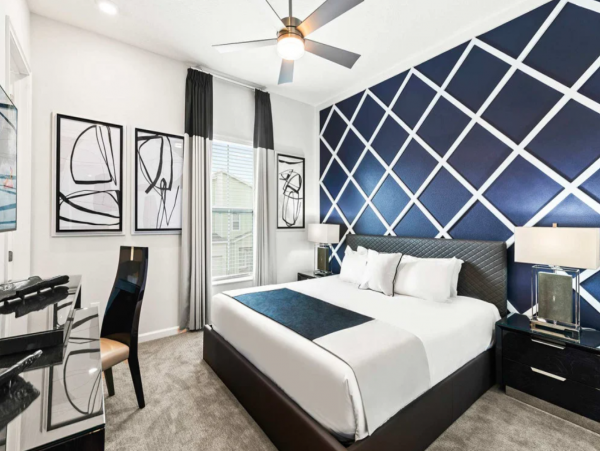 Incredible 11-Bdm Home in Orlando Luxury & Entertainment!
