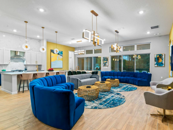 Incredible 11-Bdm Home in Orlando Luxury & Entertainment!