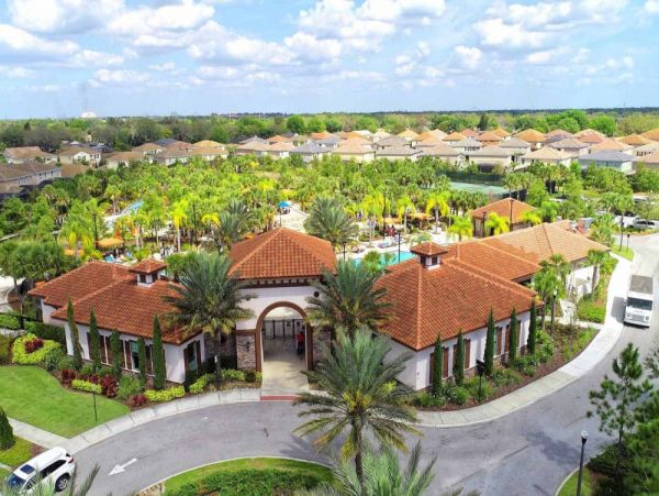 Luxury Davenport Vacation Rental Near Disney Attractions