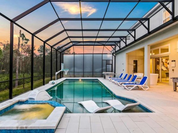 Luxury Davenport Vacation Rental Near Disney Attractions
