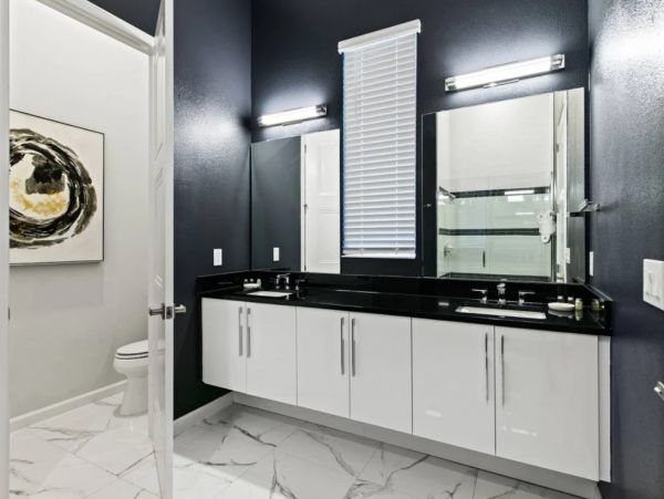 Luxury Eleven Bedroom Vacation Home in Orlando