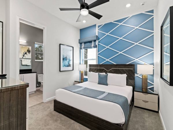 Luxury Eleven Bedroom Vacation Home in Orlando
