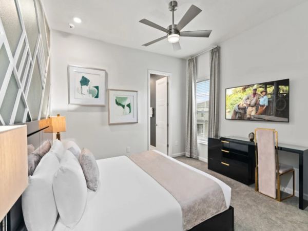 Luxury Eleven Bedroom Vacation Home in Orlando