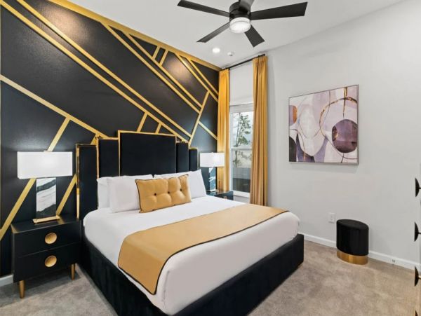 Luxury Eleven Bedroom Vacation Home in Orlando