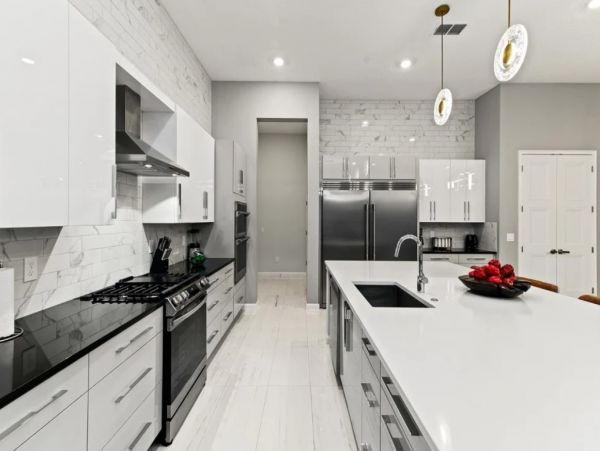 Luxury Eleven Bedroom Vacation Home in Orlando