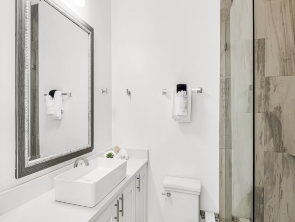 Six Bedroom luxury Destin Vacation Rental