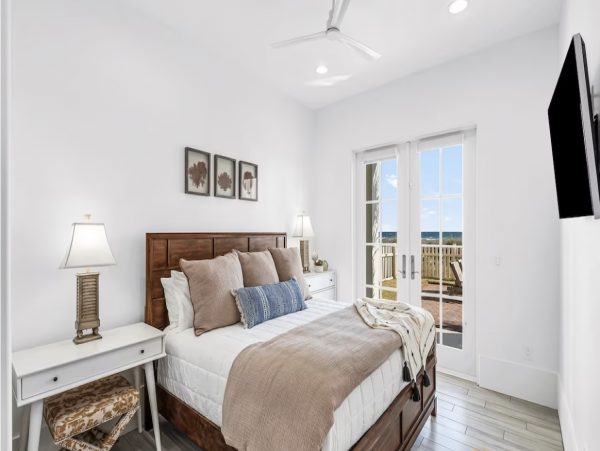Six Bedroom luxury Destin Vacation Rental