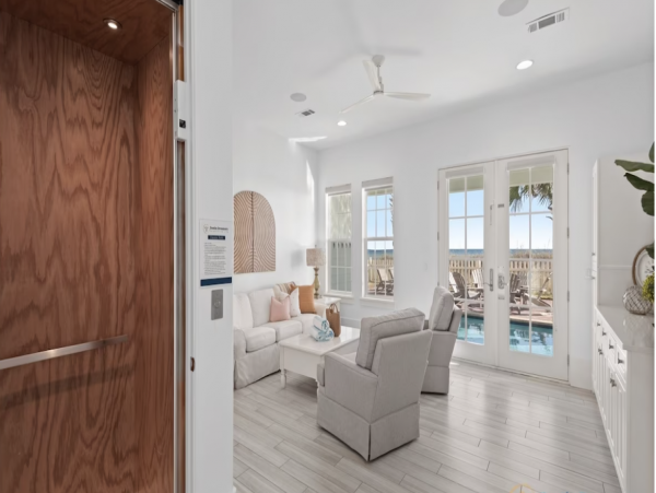 Six Bedroom luxury Destin Vacation Rental