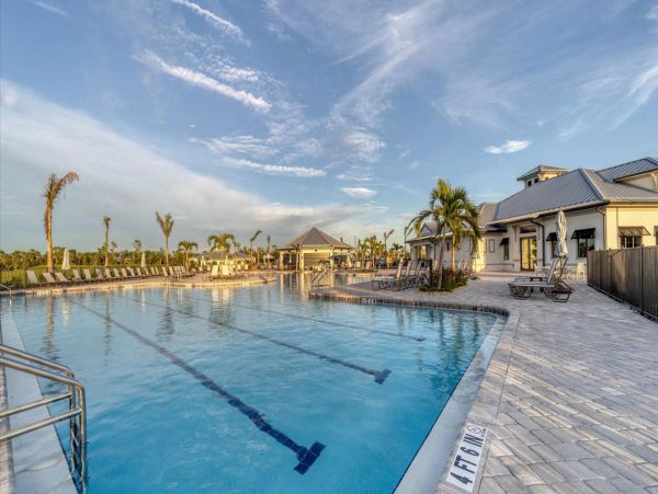 Punta Gorda Golf Course Three Bedroom Vacation Home with Pool