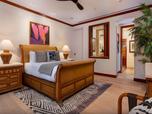 Paradise Home with 3 Bedrooms & Great Amenities