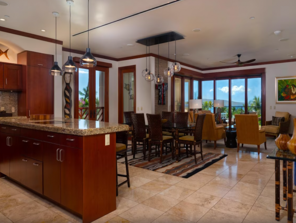 Paradise Home with 3 Bedrooms & Great Amenities