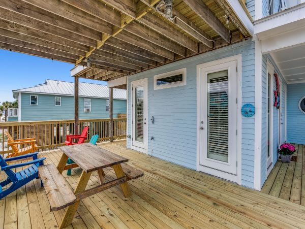 Confortable Pensacola Beach Home with Five Bedroom
