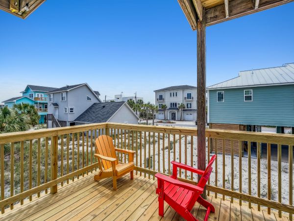 Confortable Pensacola Beach Home with Five Bedroom