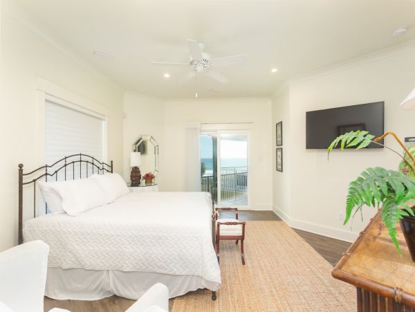 On Beach Pensacola Beach Vacation Condo Four Bedroom