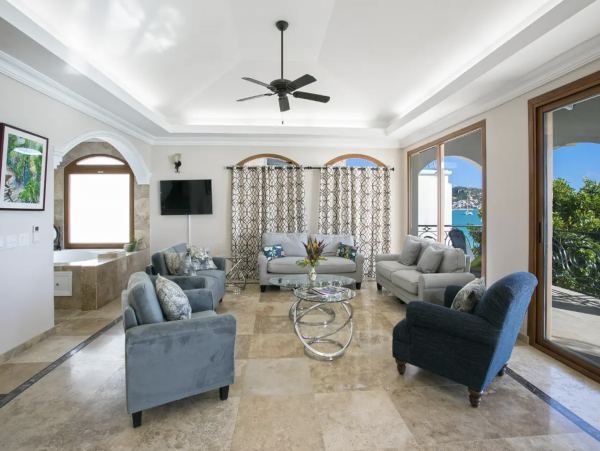 Six Bedroom Beachfront Vacation Rental in St. Martin
