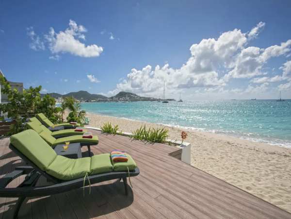 Six Bedroom Beachfront Vacation Rental in St. Martin