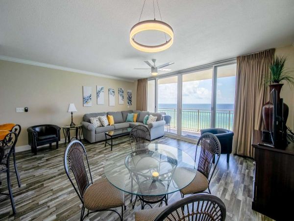 Panama City Beach Lovely Condo with Full Ocean Views