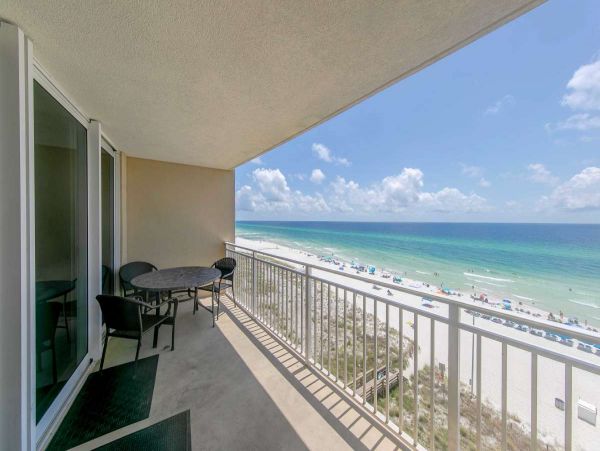 Panama City Beach Lovely Condo with Full Ocean Views