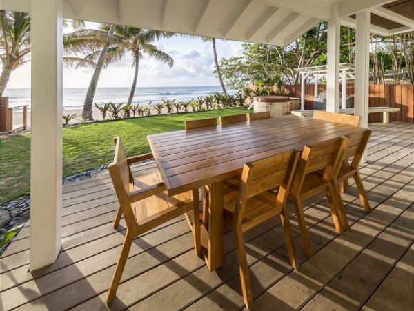 Beautiful 5 Bedroom Home on the Beach with Hot Tub in Sunset Beach